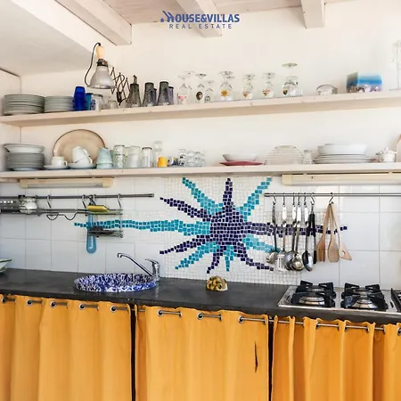 Apartment House&villas - La Terrazza Sul Mare Calabernardo